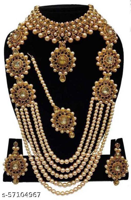 Alloy Gold-plated Studded Kundan and Pearl Jewel Set