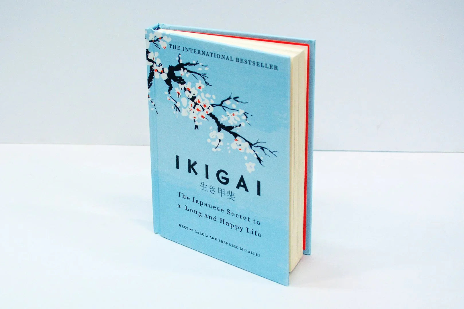 Ikigai: The Japanese secret to a long and happy life Ikigai(Hardcover) image 3