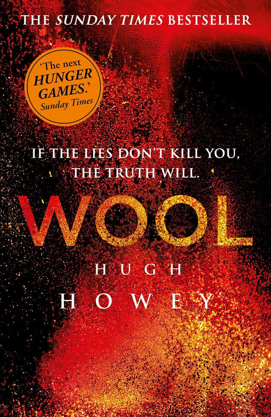 Wool (Wool Trilogy, 1)old Paperback
