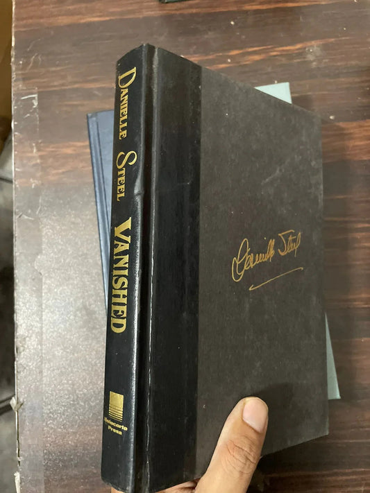 Vanished by Danielle Steel
