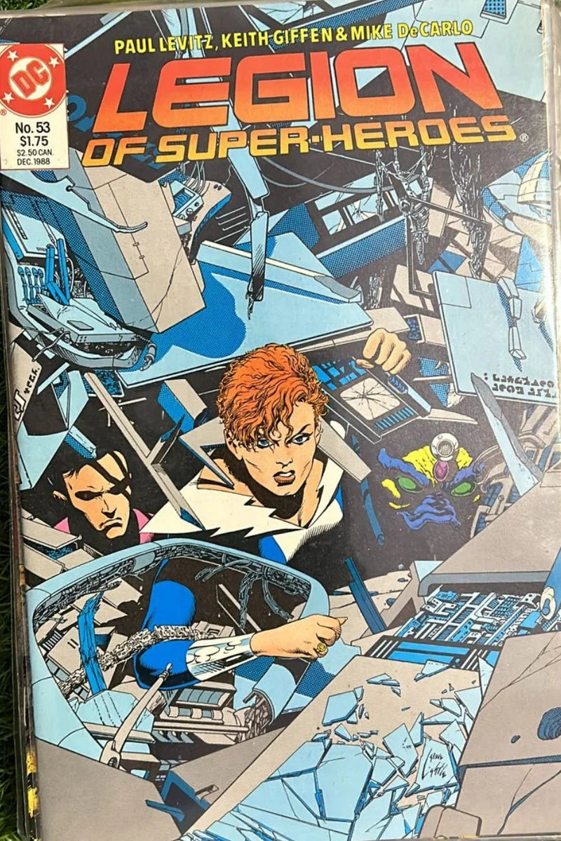 Paul Levits , Keith Giffen - Legion of superheroes- old paperback