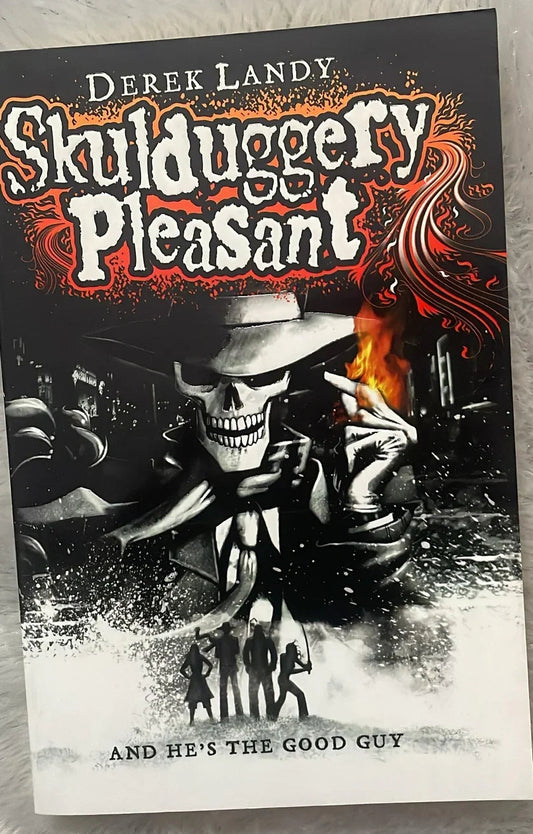 Skulduggery Pleasant By Derek Landy