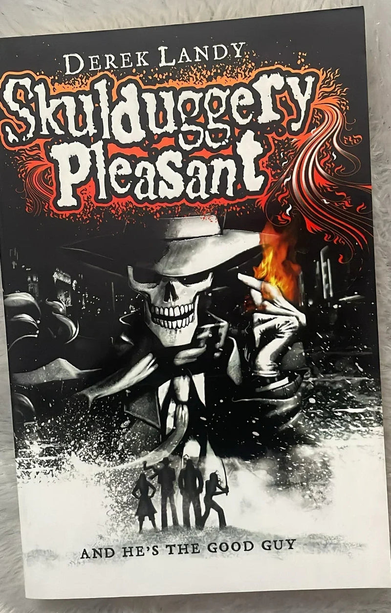 Skulduggery Pleasant By Derek Landy