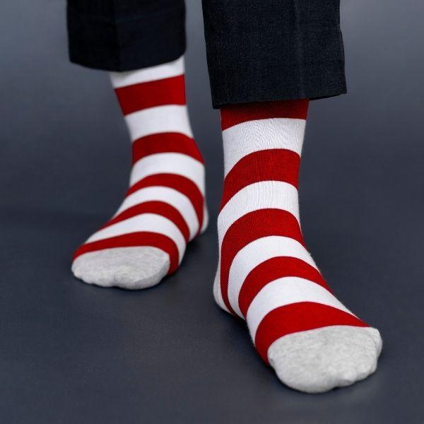 Socksoho Luxury Men Socks Cranberry Edition (image 2)
