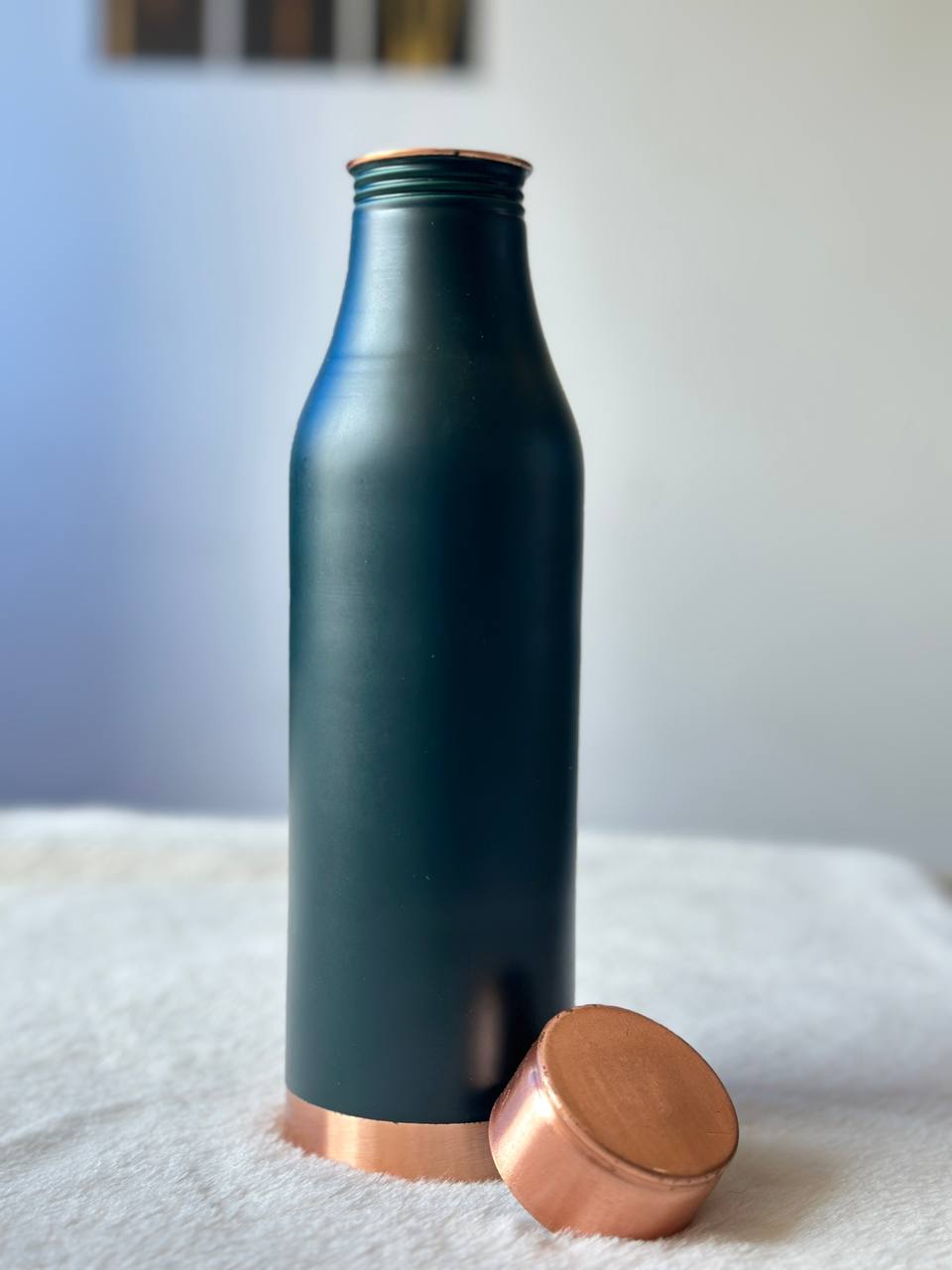 Queen Green Copper Water Bottle – Colour Coated, Leak-Proof Design (950ml) image 4