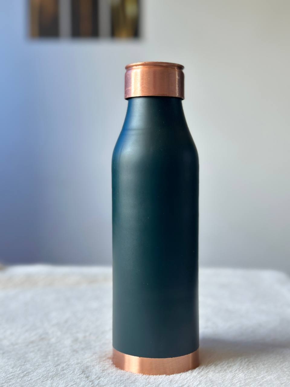 Queen Green Copper Water Bottle – Colour Coated, Leak-Proof Design (950ml) image 2