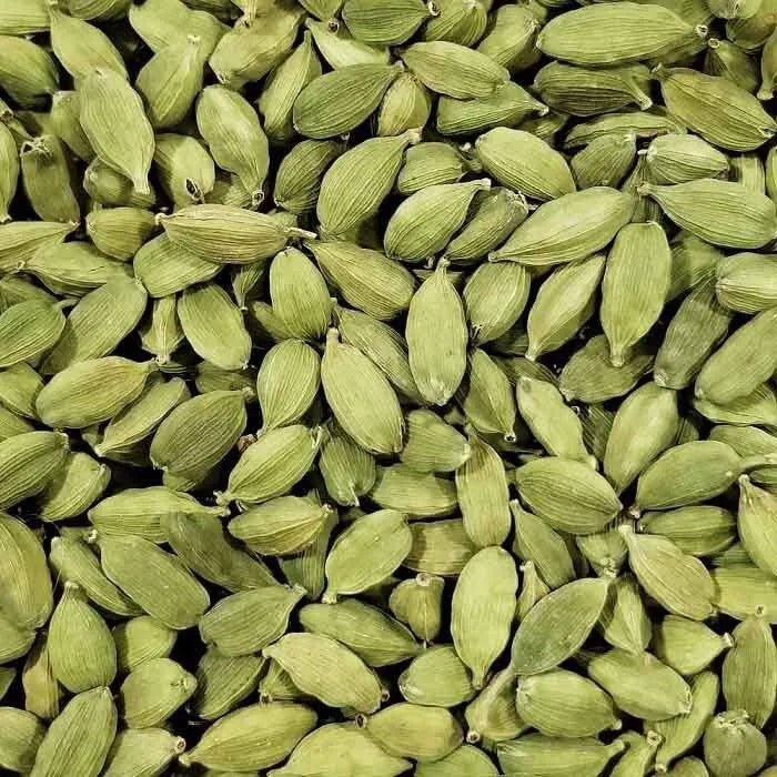 Premium Organic Green Cardamom Pods – Whole Choti Elaichi (Pack of 1)
